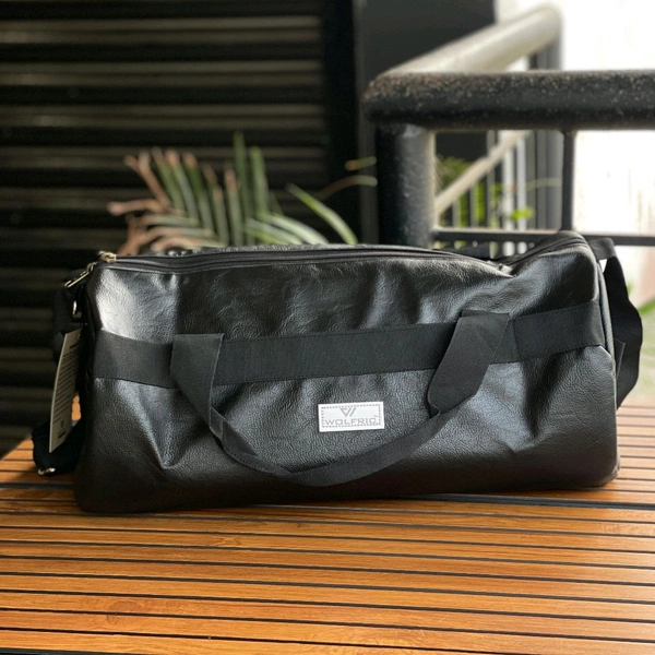 New Travel Duffle Bag Sports Gym Shoulder Handbag for Men Outdoor Weekend Bag for Women with Shoe Compartment Luggage Bag - Black