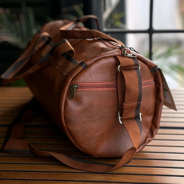 New Travel Duffle Bag Sports Gym Shoulder Handbag for Men Outdoor Weekend Bag for Women with Shoe Compartment Luggage Bag - Brown