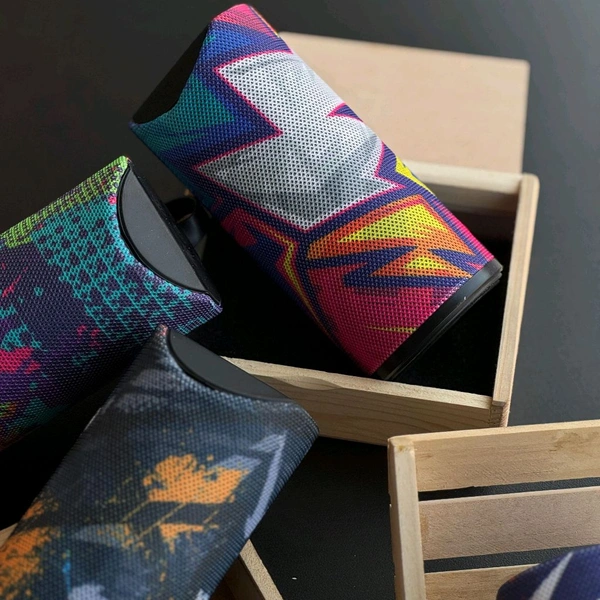 Portable Bluetooth Speaker, Dynamic Thunder Sound With High Bass 10 W Bluetooth Speaker