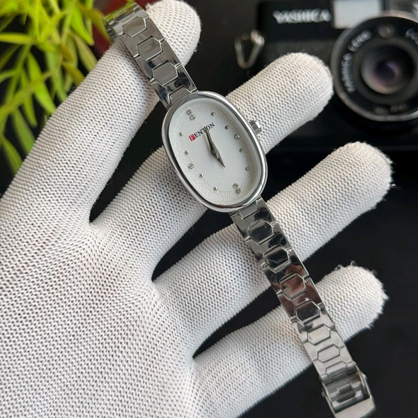 Fenton Analog Quartz Movement Watch With High Quality Strap Best finishing Body & Case - SRF5