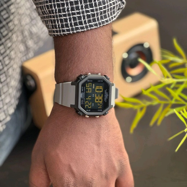 New Forest Digital Watch With High Quality Strap Best finishing Body & Case, LCD Backlight Alarm Clock with Date & Time Display, Non-Rechargeable Button Battery, Digital Timepiece Youth Fashion Watch - Gray