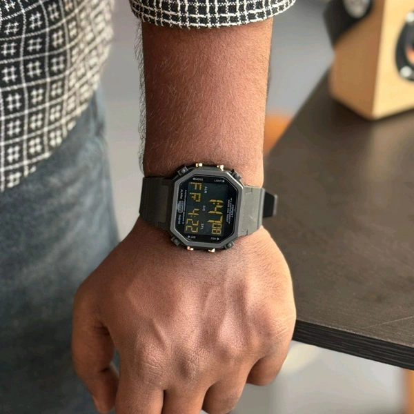 New Forest Digital Watch With High Quality Strap Best finishing Body & Case, LCD Backlight Alarm Clock with Date & Time Display, Non-Rechargeable Button Battery, Digital Timepiece Youth Fashion Watch - Black