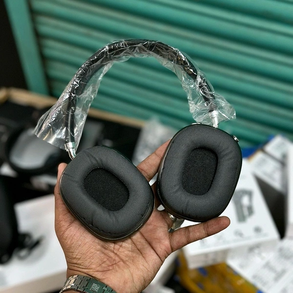 Headphones Max – Master Quality with Popup Window, Best Audio Quality With Travel Case  - Black