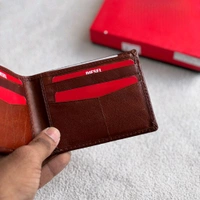 Classic Men's Genuine Leather Wallet With Card Holder, Perfect For Personal Use And Gifting
