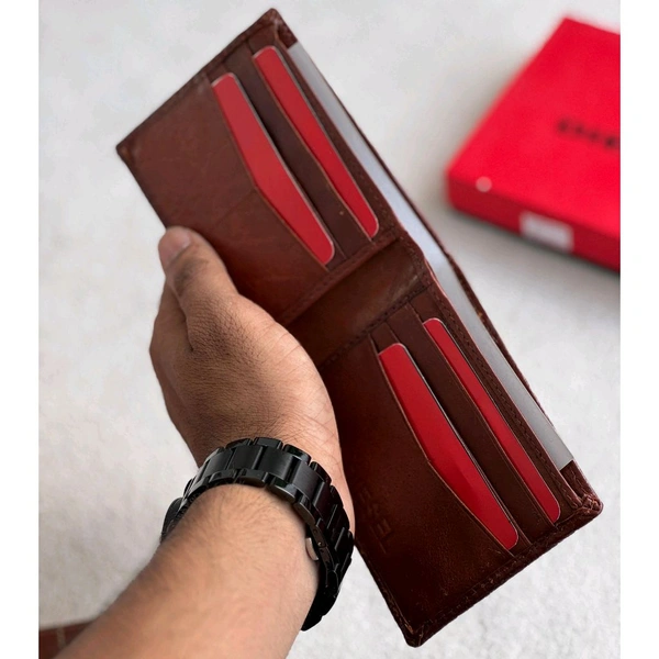 Classic Men's Genuine Leather Wallet With Card Holder, Perfect For Personal Use And Gifting
