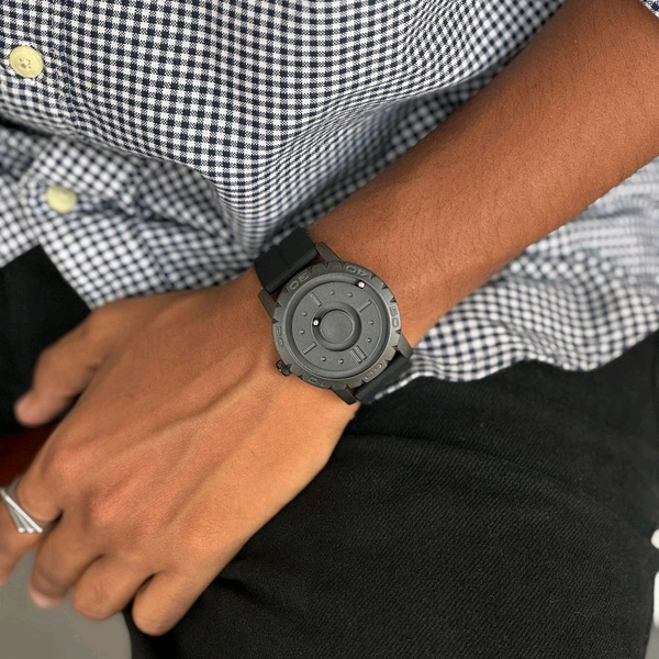 Minimalist Magnetic Ball Watch – Modern Design Watch, Rubber Strap, Round Dial, Battery Powered 
 - Black