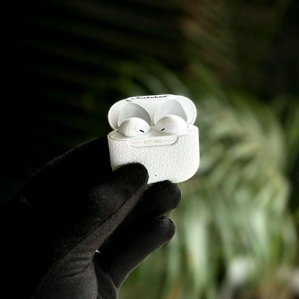 New MODE XV Wireless Earbuds – Quality Ceramic Finish, Lossless Connectivity & Long Battery Life - 1 Month Cybzone Warranty, White