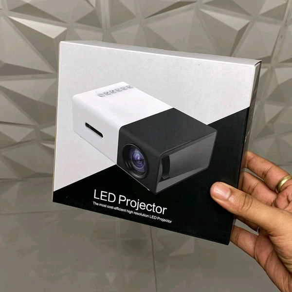 Mini Portable Movie Projector With Speaker - Fast Focus, Compatible With Laptops And TVs, Perfect For Game Consoles And USB Devices, Standard Plug, Home Theater Office Use, Ideal Gift
 - Black