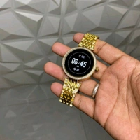 New Diamond Design Smartwatch for Women – Gold Strap, Always-On Display, Health Tracker, BT Calling, Custom Watch Faces