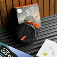 3 in 1 Special Combo Deal – Mini Wireless Speaker + ZT-002 Series 10 Smartwatch + TWS Earbuds