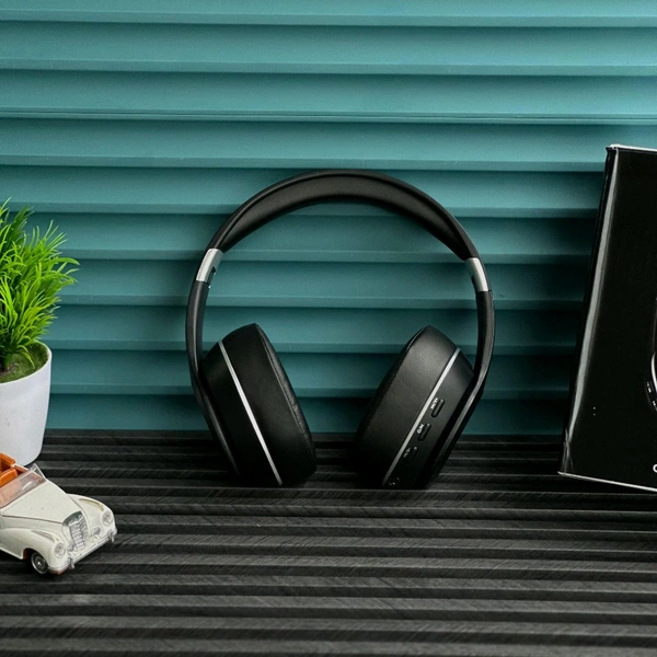New Wireless Headphones – BT Earphone, Over Ear Headphones With Built-in Mic - Upto 8 Hours Playtime, Heavy Sound And Bass Quality, Perfect For Everyday Use