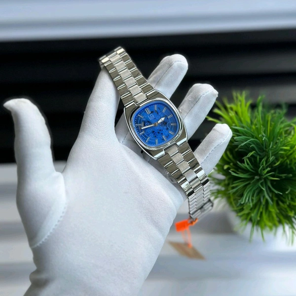 New Analog Budget Analog Quartz Watch – Premium Style at a Budget Price - Blue
