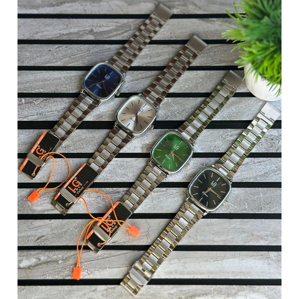 LG Gold Budget Analog Quartz Watch – Premium Style at a Budget Price (Pack of 1) - Green