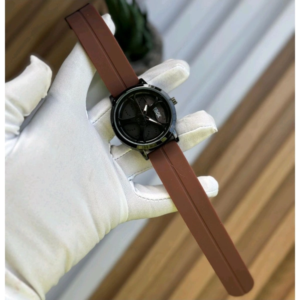 Feebok Alloy Spinning Model Budget Analog Quartz Watch – Premium Style at a Budget Price - SRB3