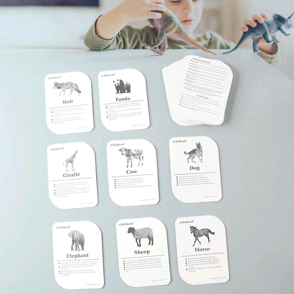 Kidkraft 32-Piece Animal Flash Cards Set for Toddlers and Kids – Early Learning Educational Flashcards with Realistic Animal Images for Pre-School, Home, and Classroom Use