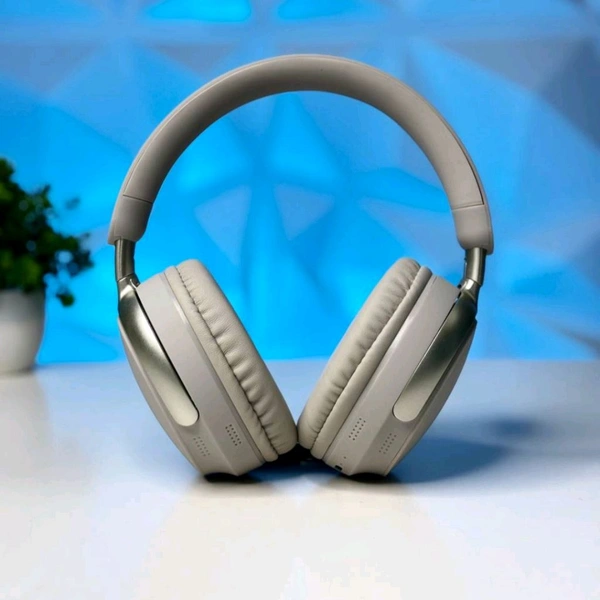 Foldable Wireless Head-Mounted Earphones with Carry Case – Ideal for Travel, Work & School - White