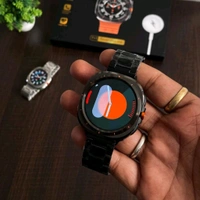 Smartwatch 7-in-1 Combo Gift Pack
Complete Luxury Set – Smartwatch + 7 Premium Straps + Wireless Charger - Black