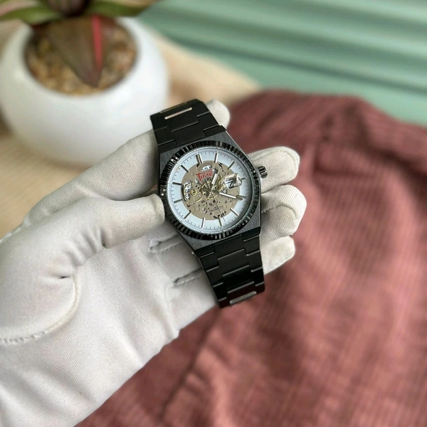 WooTime Budget Analog Quartz Watch – Premium Style at a Budget Price