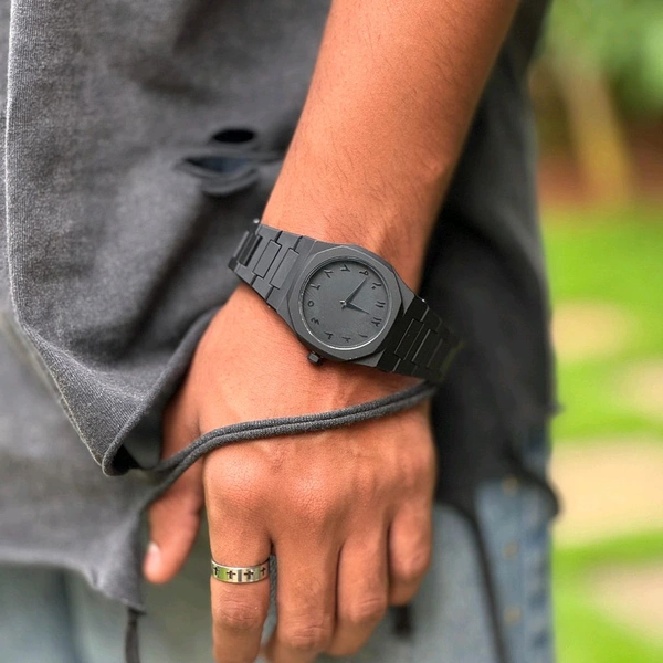 Minimal Matte Arabic Dial Watch|Luxury-Inspired Design - Shadow Zero