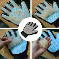 Deshedding Glove for Dogs & Cats | Soft Silicone Tips | One-Size Adjustable Fit | Easy Hair Removal (1 Pc)