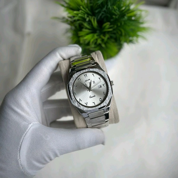 Arabic Numeral Dial Men's Watch – Quartz Movement, Date Display – Classic & Minimal Wristwatch for Daily & Formal Wear - Silver