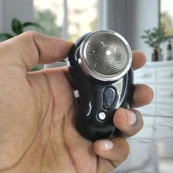 Powerful Trimming, Portable Electric Shaver / Clipper With Cleaning Brush & USB Cable, ABS Material Cutter Head Suitable for Travel (1 Pc)
