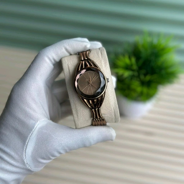 Firstech Budget Analog Quartz Watch – Premium Style at a Budget Price - Brown