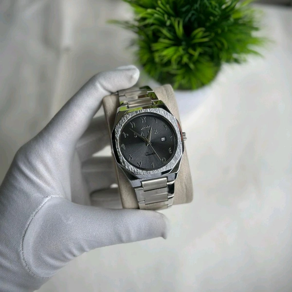 Luxury Quartz Men's Watch – Sabr Edition | 41MM Dial | Date Display | Arabic Numerals | Stainless Steel Strap - Gray