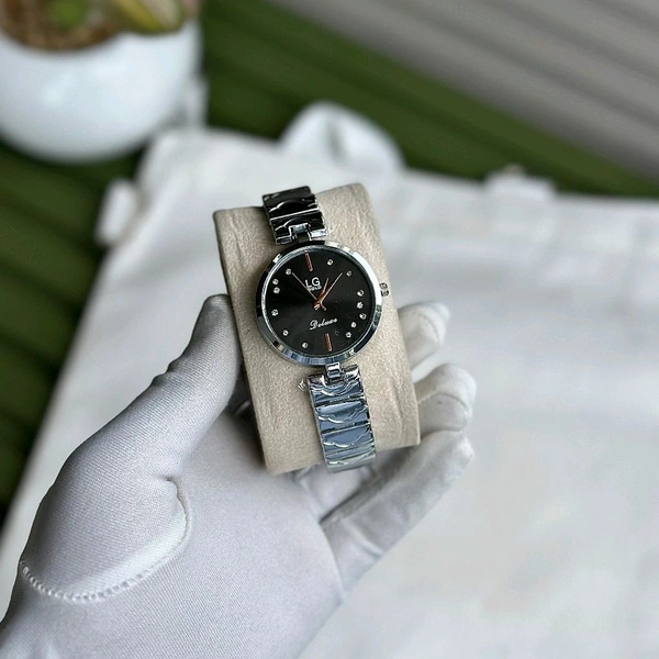 Buy 1 Get 1 Free Most Demanded LG GOLD Analog Quartz Movement Collection - Silver