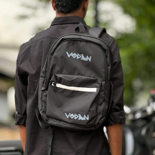 VEDAN Streetwear Backpack – Trendy Black Casual & Travel Bag