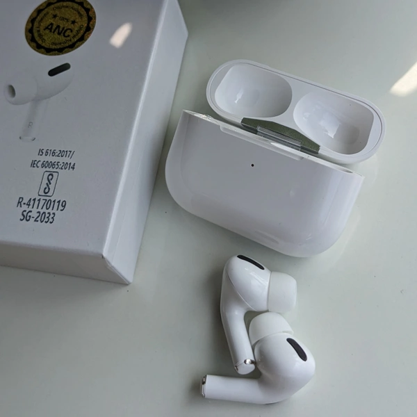 Air Pods TWS Bluetooth Earphones True Wireless - White