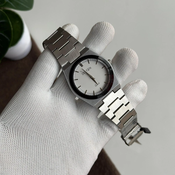 Delton Budget Collection Watch With High Quality Strap Best finishing Body & Case - White