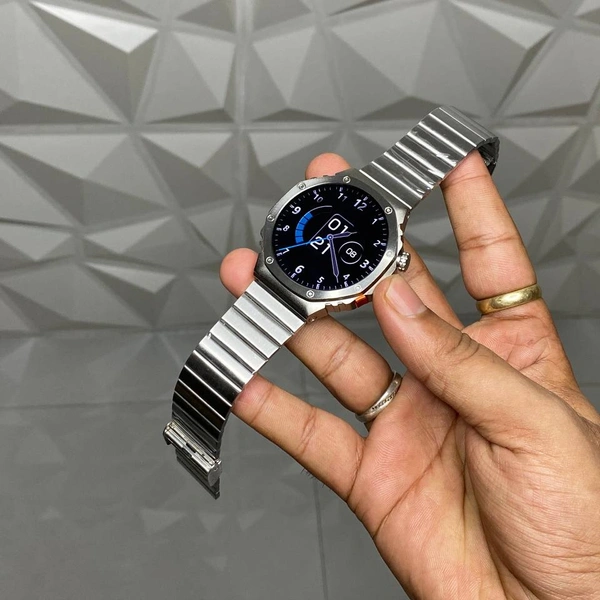 Metal Quality Smartwatch With On/Off Logo, New Always On Display, 17+ Inbuilt Watch, 2/3 Days Battery Backup - Silver