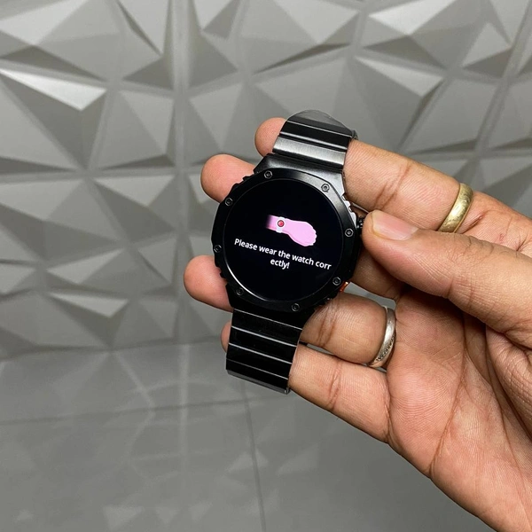 Metal Quality Smartwatch With On/Off Logo, New Always On Display, 17+ Inbuilt Watch, 2/3 Days Battery Backup - Black