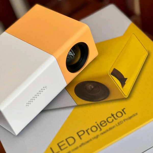 Mini Projector, Portable Movie Projector, Smart Home Projector - 320p