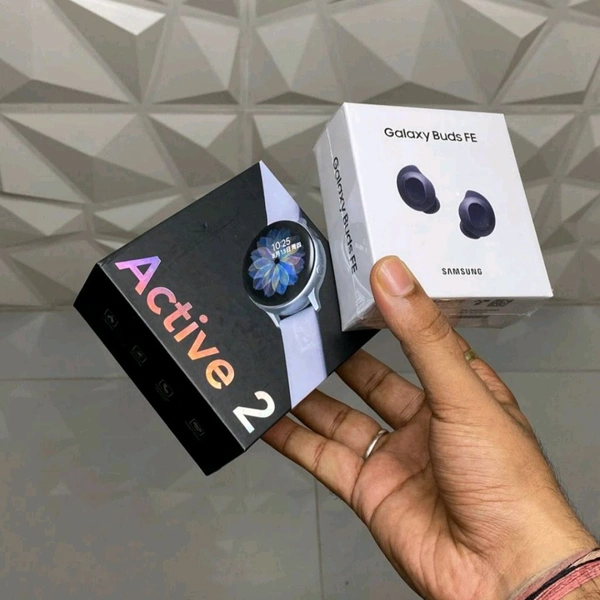 Most Awaited Budget Combo | Royal Combo Offer, Active 2 Smartwatch And Galaxy Buds Fe Super Quality - Black
