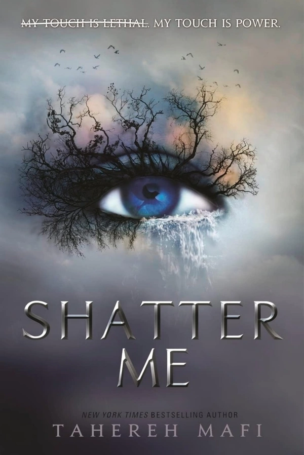 Shatter Me - 336 Paperback, Tahereh Mafi, 12.9 x 2 x 19.8 cm