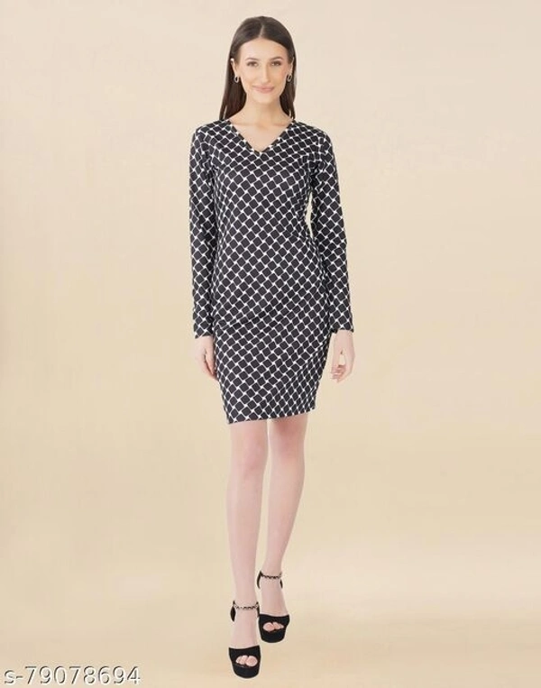Lycra Printed Black Western Dresz - L