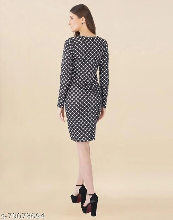Lycra Printed Black Western Dresz - L