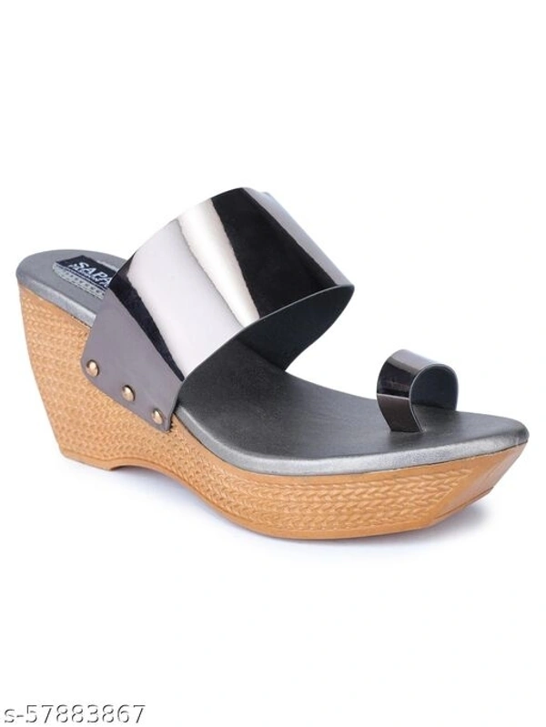 Sapatos Women Casual Wedges Sandals, Ideal for Women (ST-5175-Beige) - IND-6