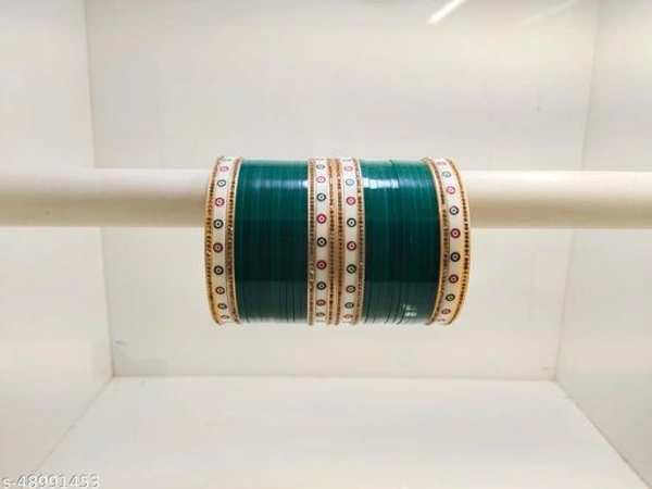 Elite Unique Bracelet & Bangles - Green , 2.4