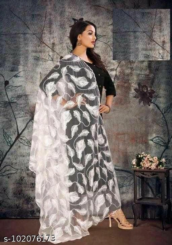 Elegant Attractive Women Dupattas - White , Free Size