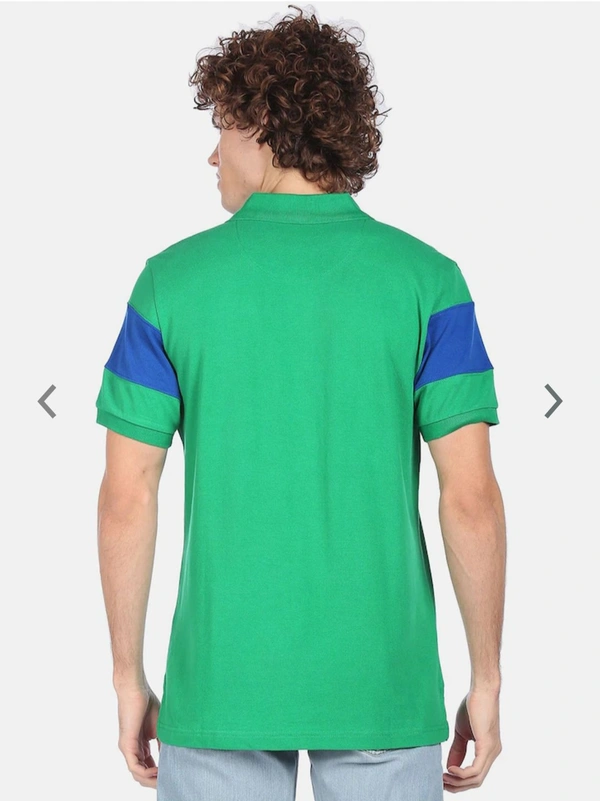 Green And Blue Tshirt For Man - M