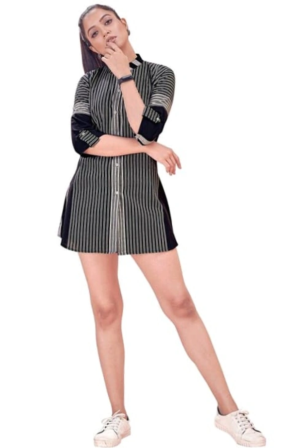 Stylish Graceful Women Shirts - L, Gray