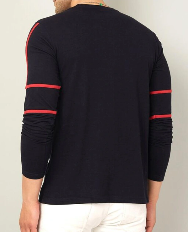 Gespo Men's Navy Blue & Red Striped Round Neck Full Sleeve T-Shirt - Black, S