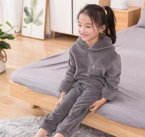 Luxurious Baby Girls Winter Hooded Nightsuit Nightdress Sweater with Pyjama Set - 4-5 Years
