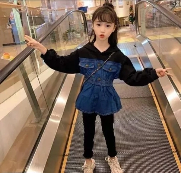 Pretty Elegant Girls Tops & Tunics  - 7-8 Years