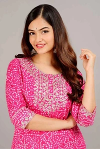 Women Kurta and Pant Set Viscose Rayon - Red Violet, M, Rayon