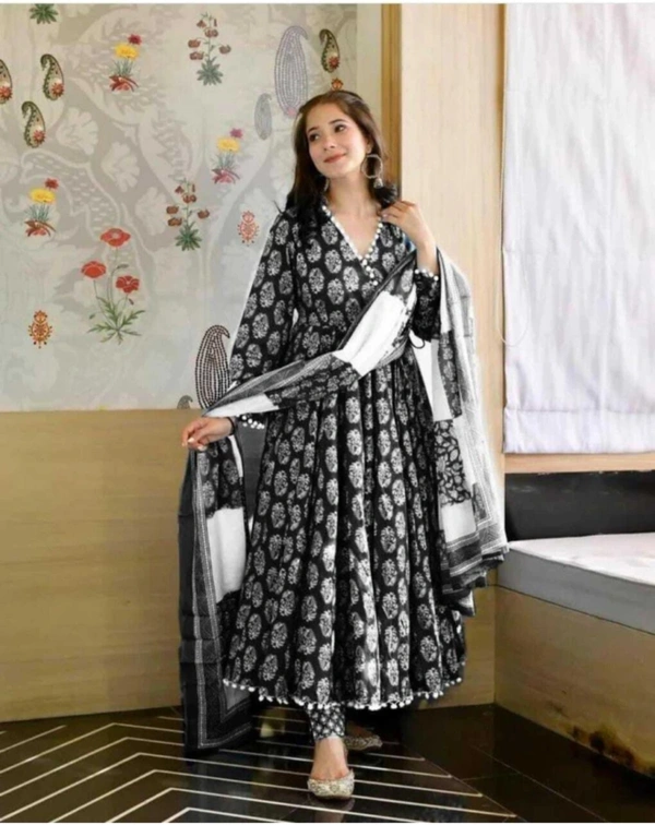 Women Kurta and Pant Set Cotton Rayon - Black, L, Rayon