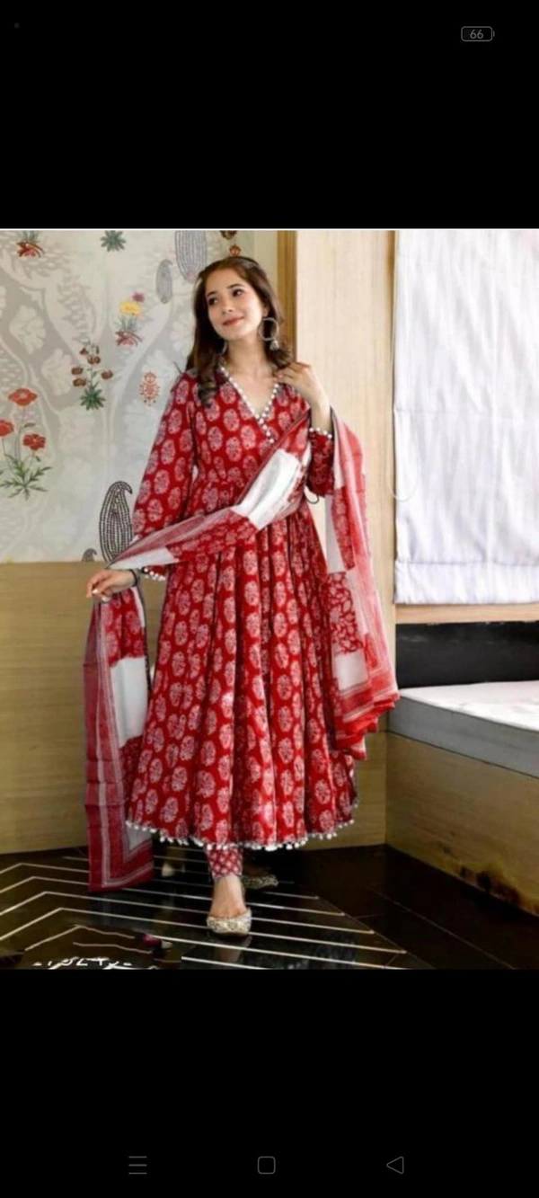 Women Kurta, Pyjama & Dupatta Set - Red, xL, Rayon